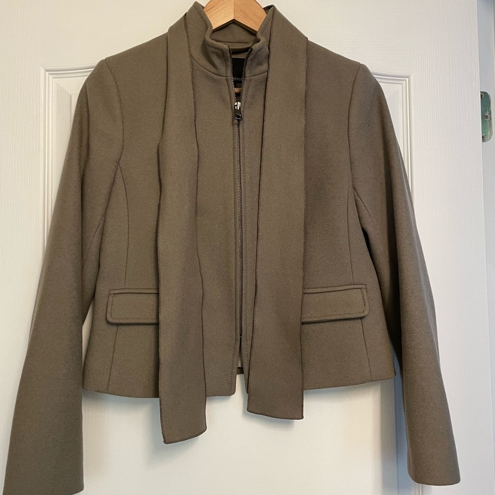 Banana republic cropped jacket